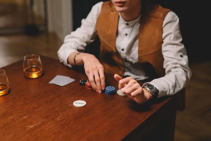 Chasing Gold Status: The Hidden Math That Makes Casino Loyalty Programs Work Against You